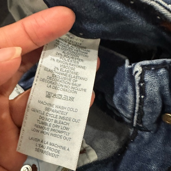 True Religion Classic Blue Mid Rise Straight Leg Jeans - Picture 14 of 15